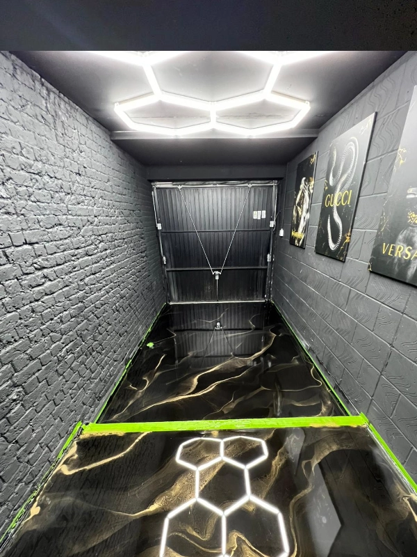 garage and showroom epoxy resin floors